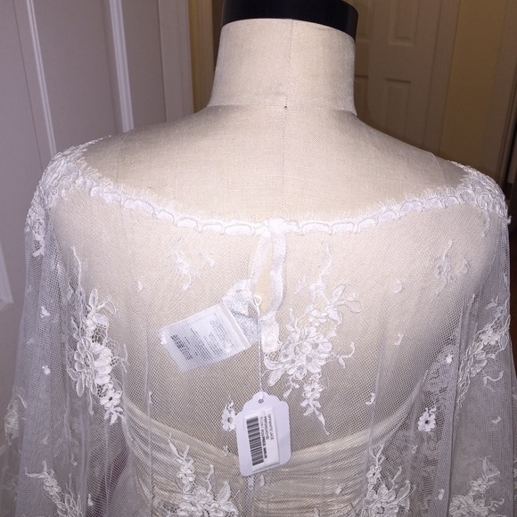 PRONOVIAS Poncho Off White, One Size - Picture 4 of 9